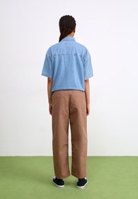 Thumbnail Image 4