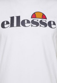 Ellesse CELLA  - Nyomott mintás póló - white