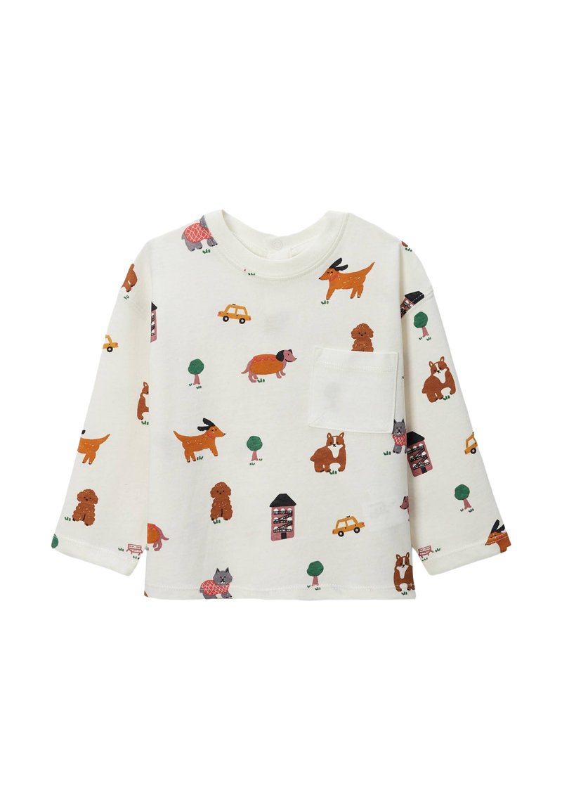 Chemise à manches longues de couleur claire avec un imprimé ludique de chiens, de voitures et d'arbres. Comprend une poche avant et est fabriquée en coton doux.