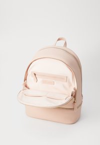 Valentino Bags BRIXTON - Mugursoma - cipria