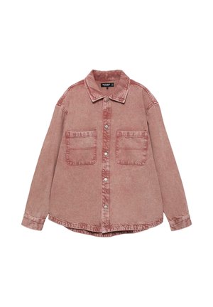 Støvrosa denimskjorte med knapper, lange ærmer, to forlommer og klassisk krave.