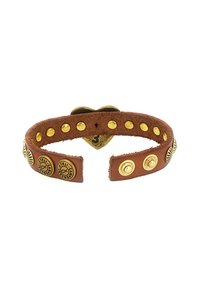 Bracciale in pelle marrone con borchie e hardware dorati, caratterizzato da un design a forma di cuore e dettagli decorativi in metallo. Finitura testurizzata su tutta la superficie.