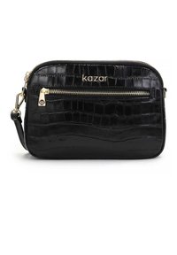 Borsa in pelle nera con stampa coccodrillo, dotata di una tasca frontale con zip, dettagli in metallo dorato e una tracolla removibile.