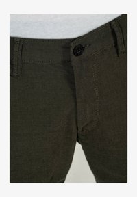 Selected, olive