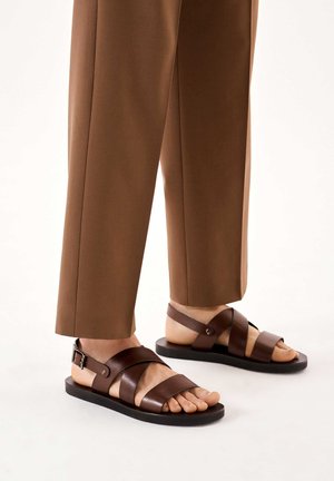 JOSE - Sandalen - brown