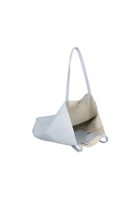 Lichtblauwe leren handtas met een ruime open binnenkant en twee lange handvatten. Bevat een suede-achtige voering en een ritsvak aan de binnenkant.