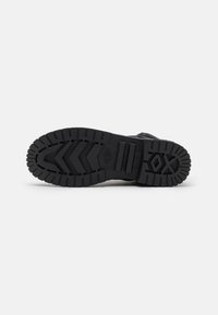 Palladium PAMPA - Botines con cordones - black