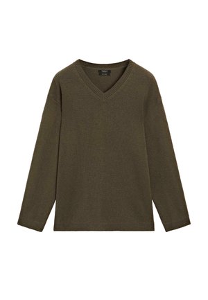 Maglione lavorato a maglia verde oliva a maniche lunghe con scollo a V e bordi a costine, esposto su uno sfondo bianco.