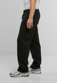 Urban Classics VINTAGE HEAVY - Træningsbukser - black