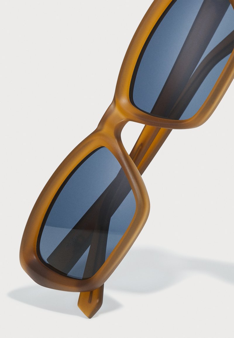 Calvin Klein Jeans Sunglasses - ochre/yellow - Zalando.co.uk display picture 3