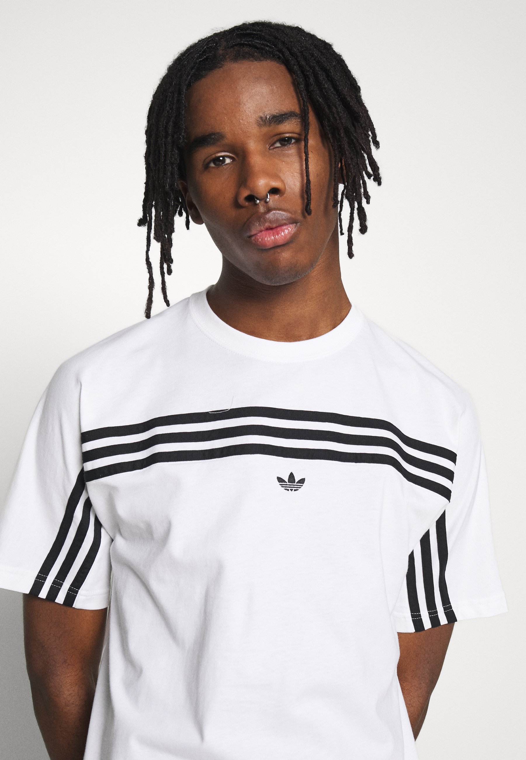 adidas Originals SPORT COLLECTION SHORT SLEEVE TEE T Shirt adidas Originals SPORT COLLECTION SHORT SLEEVE TEE T Shirt