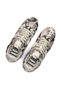 Schlangenprint-Sneaker mit einer strukturierten Oberfläche in Beige-, Creme- und Schwarztönen. Mit runden Schnürsenkeln und einer Gummisohle.