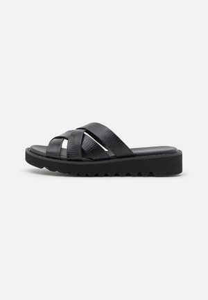 Pantofle - black