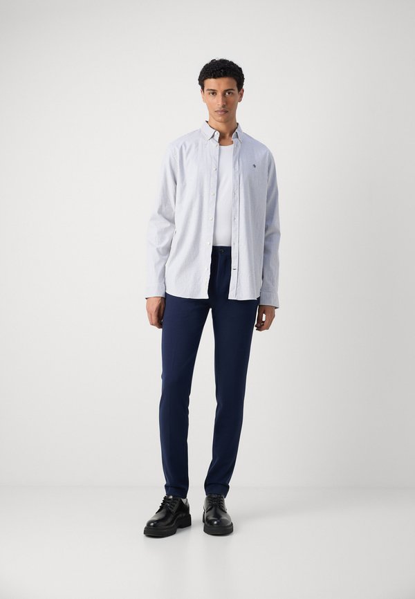 MOTT SLIM FIT - Chinos - night3