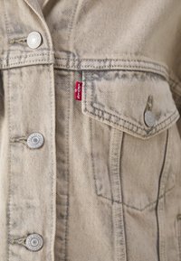 Levi's® 90S TRUCKER - Jakna iz džinsa - coastal khaki