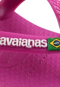 Havaianas HAVAIANAS FLIP FLOP BABY BRASIL LOGO II - Chanclas de dedo - pink
