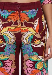 AN'GE Pantalon classique - pachina cerise