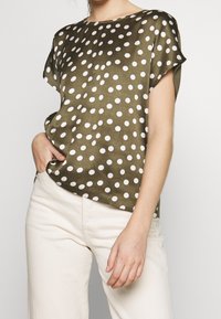 Kaffe Bluse - brown