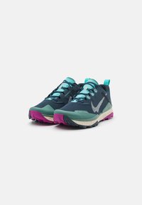 Nike Performance REACT WILDHORSE 8 - Scarpe da trail running - armory navy/pale ivory/bicoastal/green frost/vivid grape