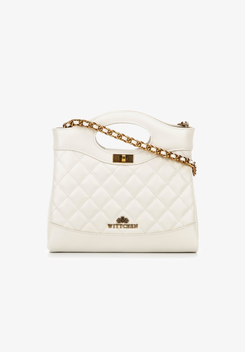 Borsa a tracolla bianca trapuntata con una catena dorata, dotata di un manico sagomato e di una chiusura a scatto dorata, logo del marchio sul davanti.