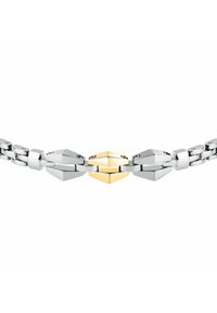 Bracciale in metallo argento e oro con collegamenti geometrici, caratterizzato da un mix di argento lucido e un accento centrale in oro.