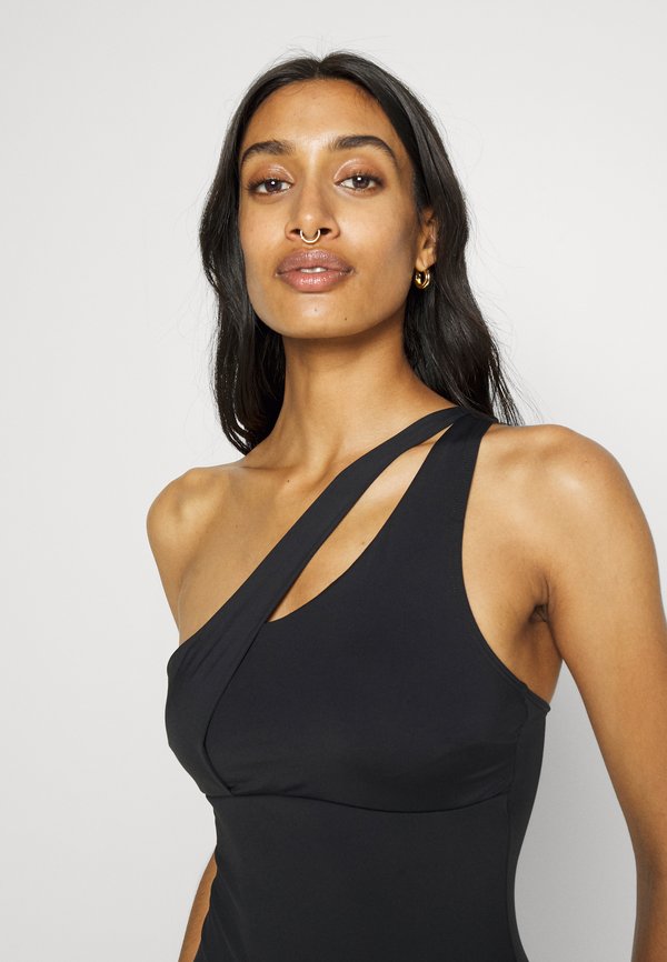 SWIMSUIT METRIC - Swimsuit3