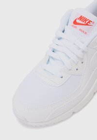 Thumbnail Image 6