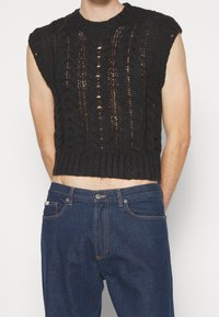 Han Kjøbenhavn Pullover - black