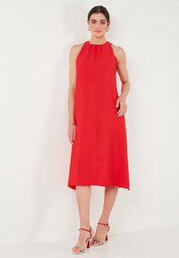 LELA REGULAR FIT - Vapaa-ajan mekko - coral