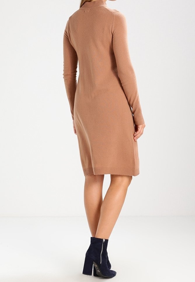 United Colors of Benetton Jumper dress - camel - (Pre-owned) - Zalando