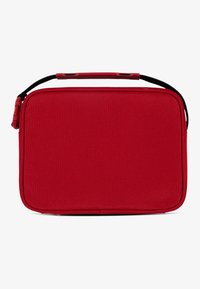 Husă de transport dreptunghiulară roșie cu fermoar, cu mâner negru și roșu în partea de sus, pe un fundal alb.