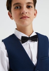 WE Fashion MET STRUCTUUR - Kostymväst - blue