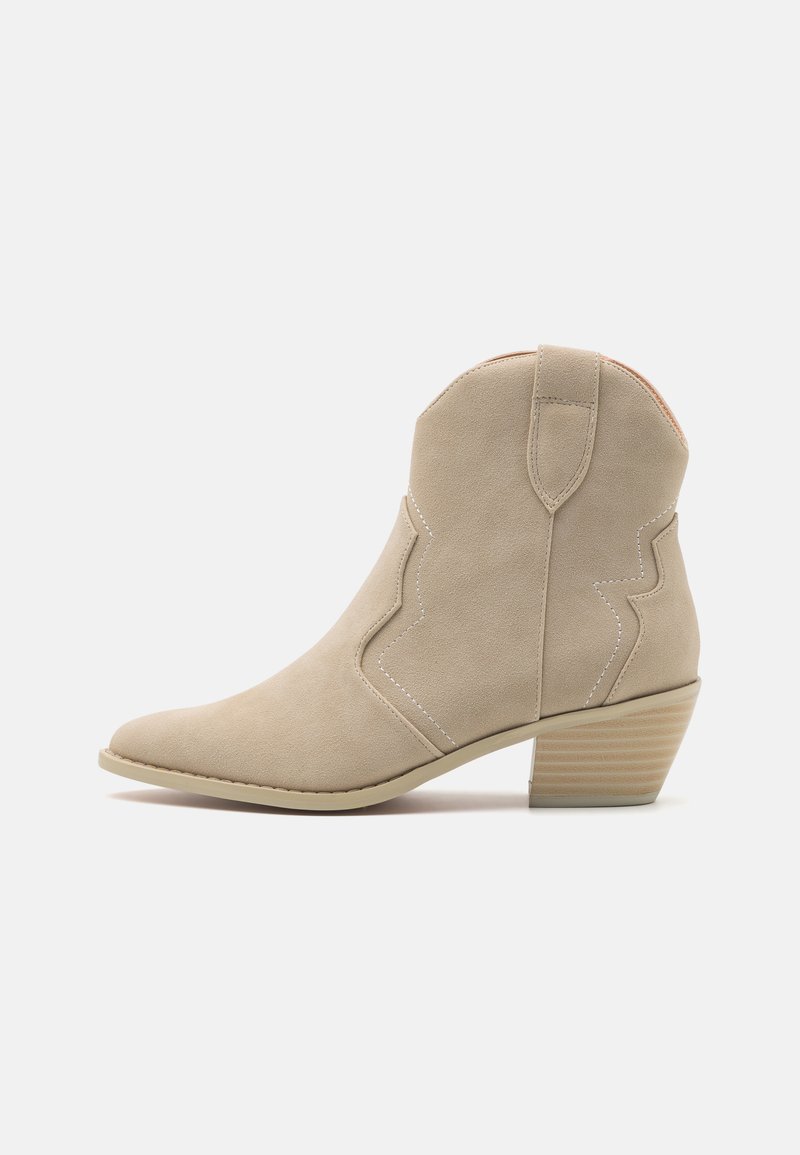 On The Road Ankle Boots main image 1