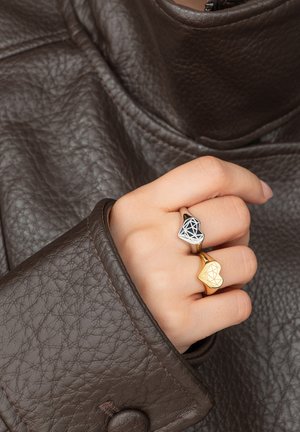 Liebeskind Berlin, BROKEN HEART CHUNKY - Ring - silver-coloured