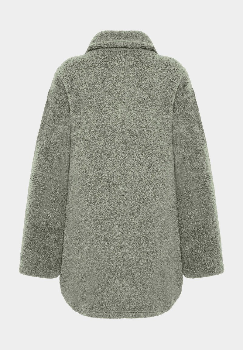 Grüner, flauschiger Fleece-Mantel mit Kragen, überschnittenen Schultern und lockerer Passform. Verfügt über eine glatte Textur und eine mittellange Silhouette.