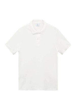Hvid polo-shirt lavet af glat bomuldsstof, med en klassisk krave, tre-knaps lukning og korte ærmer. Ingen mønstre eller accenter.