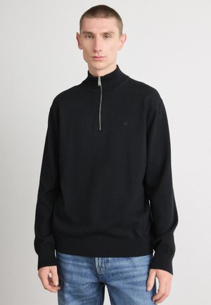 - Sweter