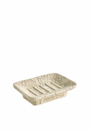 Rechteckige, cremefarbene Seifenschale mit erhabenen Blumenmotiven und Rillen zur Drainage auf einem flachen Boden.
