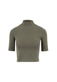 Haut à manches courtes et col roulé de couleur vert olive, fabriqué en tissu doux et extensible. Présente une coupe ajustée et un col sans coutures.