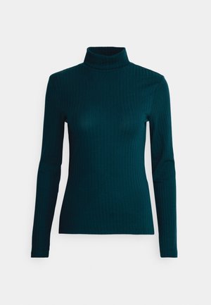 Maglione a collo alto a maniche lunghe, verde scuro a coste, con una silhouette aderente, mostrato su uno sfondo bianco semplice.