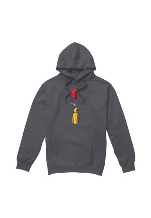 Dunkler Hoodie mit Grafik eines Kindes in einem gelben Regenmantel, das einem roten Ballon mit Tropfen darüber gegenübersteht, eine Referenz zum Film "Es."