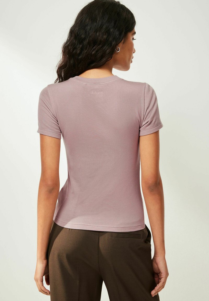 Next SUPER SOFT SHORT SLEEVE STANDARD - T-shirts print - purple