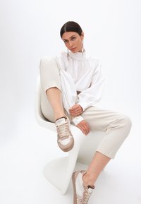 LOLA CASADEMUNT Trainers - bronze