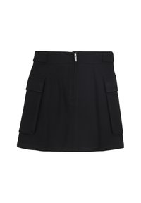 Czarny szorty spódnicowe wykonane z elastycznej tkaniny z zamkiem błyskawicznym i dwiema bocznymi kieszeniami. Posiadają dopasowaną talię i rozkloszowany krój.