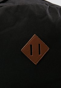 Herschel HERITAGE - Rucksack - black/tan