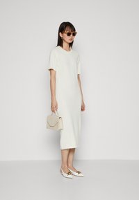 Selected Femme SLFHELENA - Pletené šaty - birch