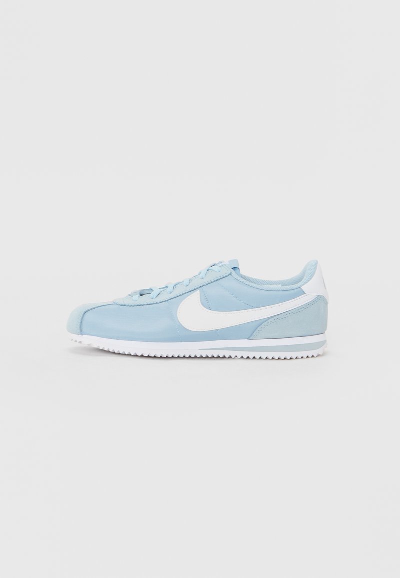 Nike Sportswear - CORTEZ UNISEX - Sneaker low - lt armory blue/white, Vergrößern