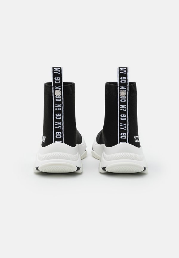 MASTER - High-top trainers4