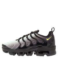 baskets nike vapormax