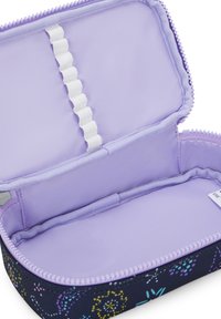 Custodia con zip di colore blu navy con motivi colorati. L'interno è di un viola chiaro con strap elastici e una texture liscia.